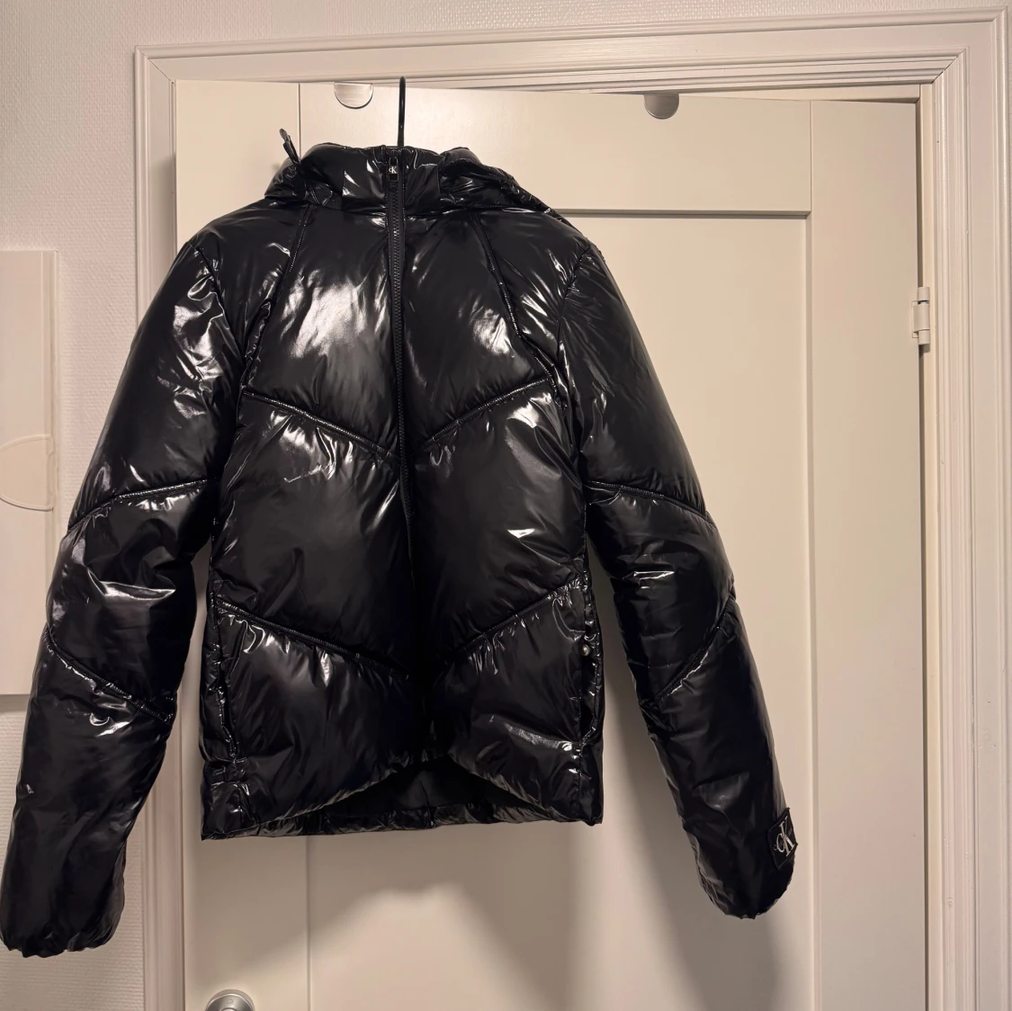 Svart pufferjacka från Calvin Klein Jeans - 2