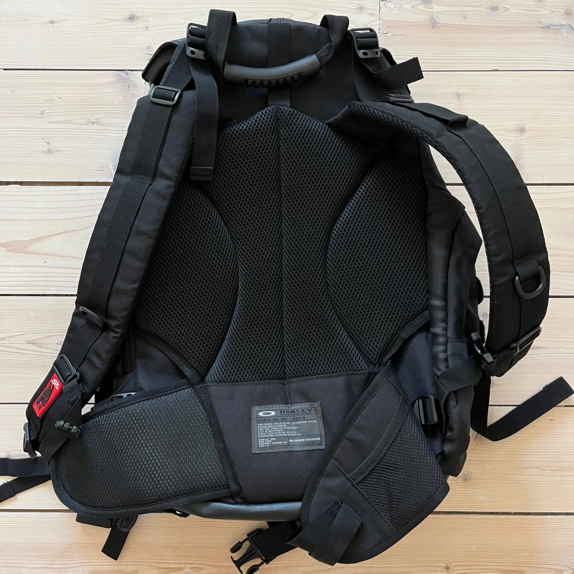 Oakley Tech/Tactical Ryggsäck - 1