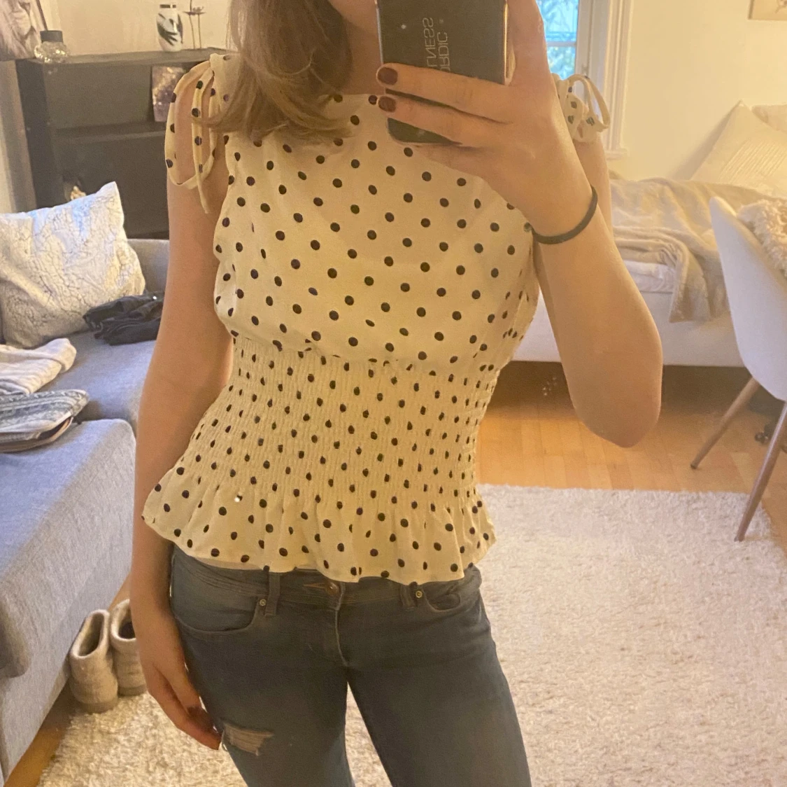 Vit prickig blus  - 1