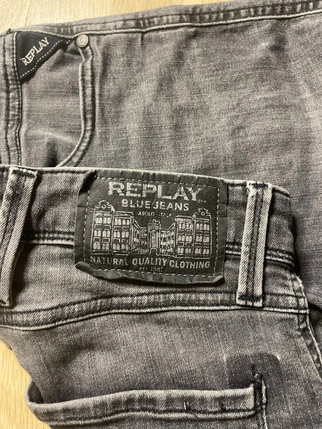 Replay Anbass grå jeans, storlek 30 - 3