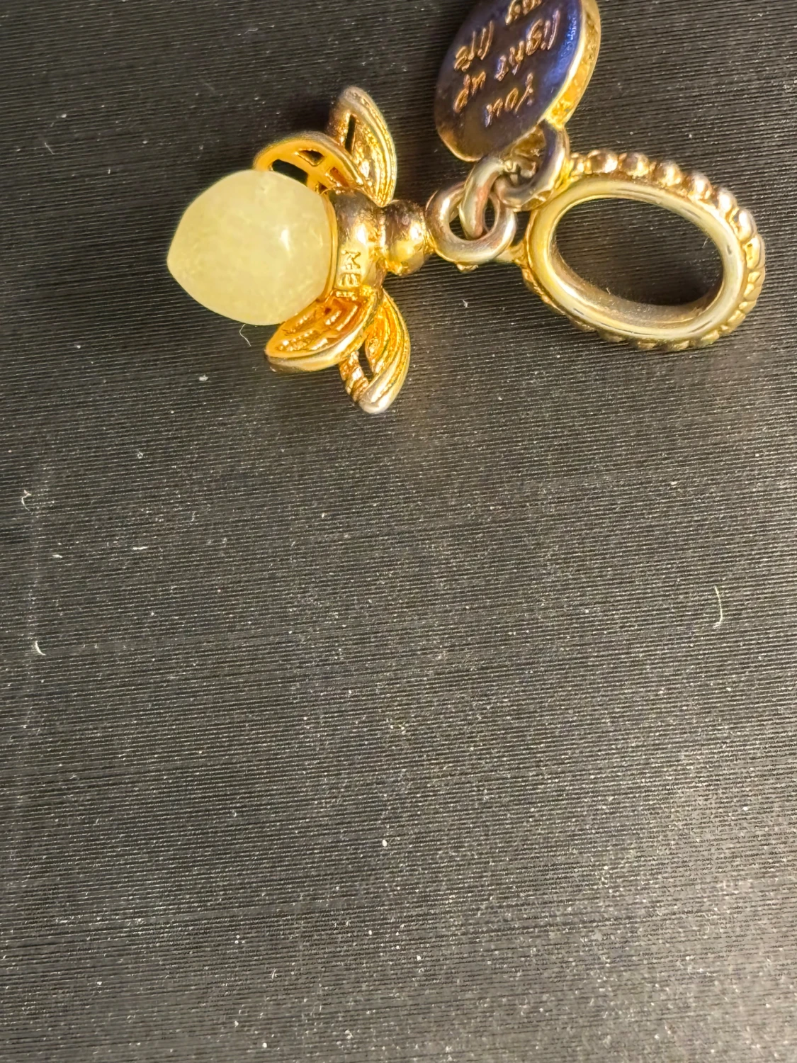 Pandora berlock  - 2