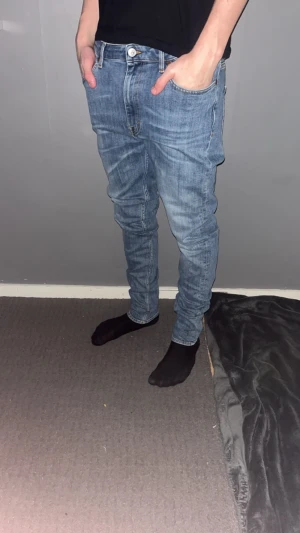 Tiger of sweden jeans  - Slim jeans - Tiger of sweden - Storlek: W33/L34  - Mycket fint skick - Nypris: 1599kr - Vårt pris: 299kr - hör av dig vid funderingar 💫