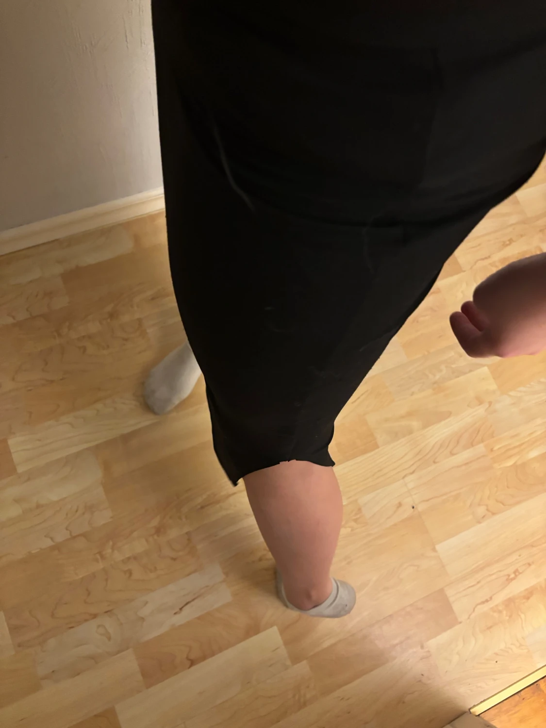 Svart långkjol med tight passform