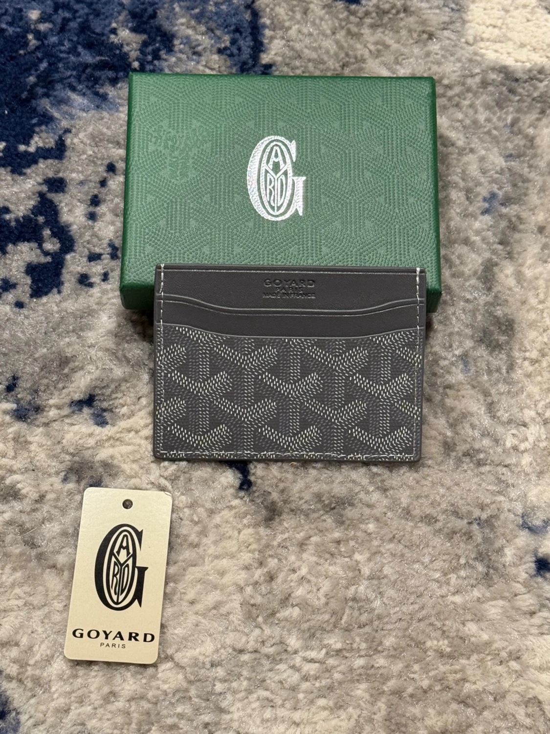 Grå plånbok / korthållare