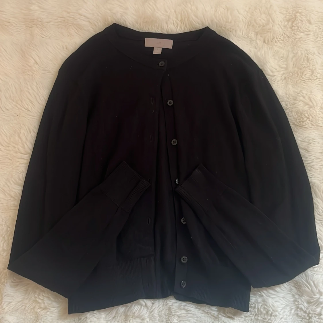 Svart kofta från H&M med knappar - 1