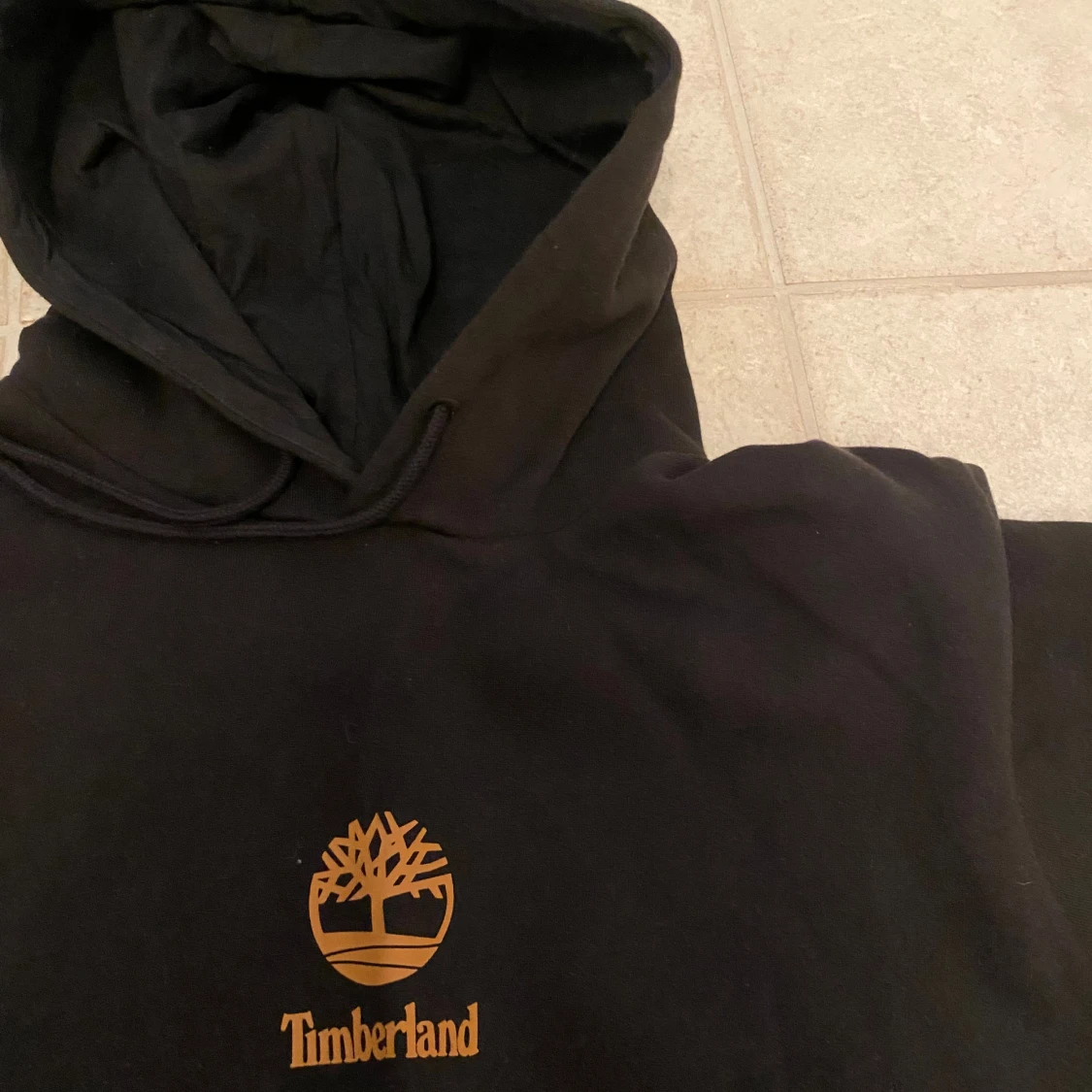 Svart hoodie från Timberland M