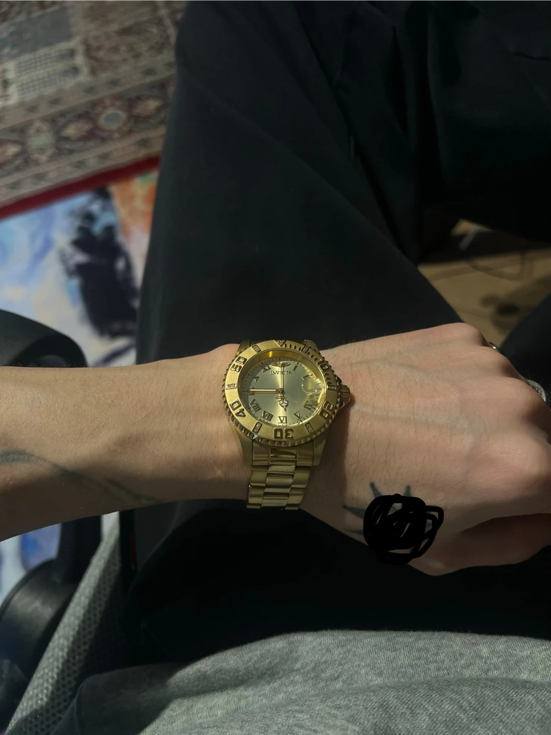 Guldfärgad klocka från Invicta - 2