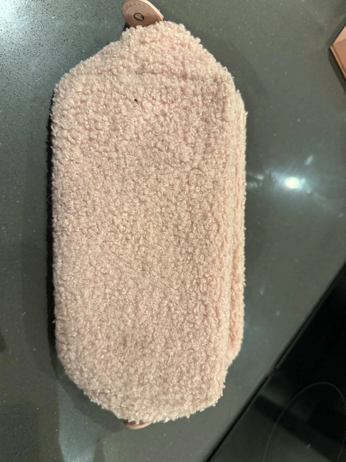 Ljus rosa  necessär Jasmine x CAIA - 2