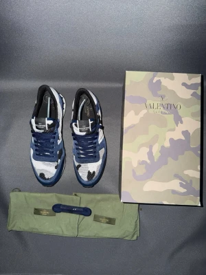 Unika Rockrunners - Unika och sällsynta, testade fåtal gånger i väldigt bra skick, Box, dustbags och extra snören ingår