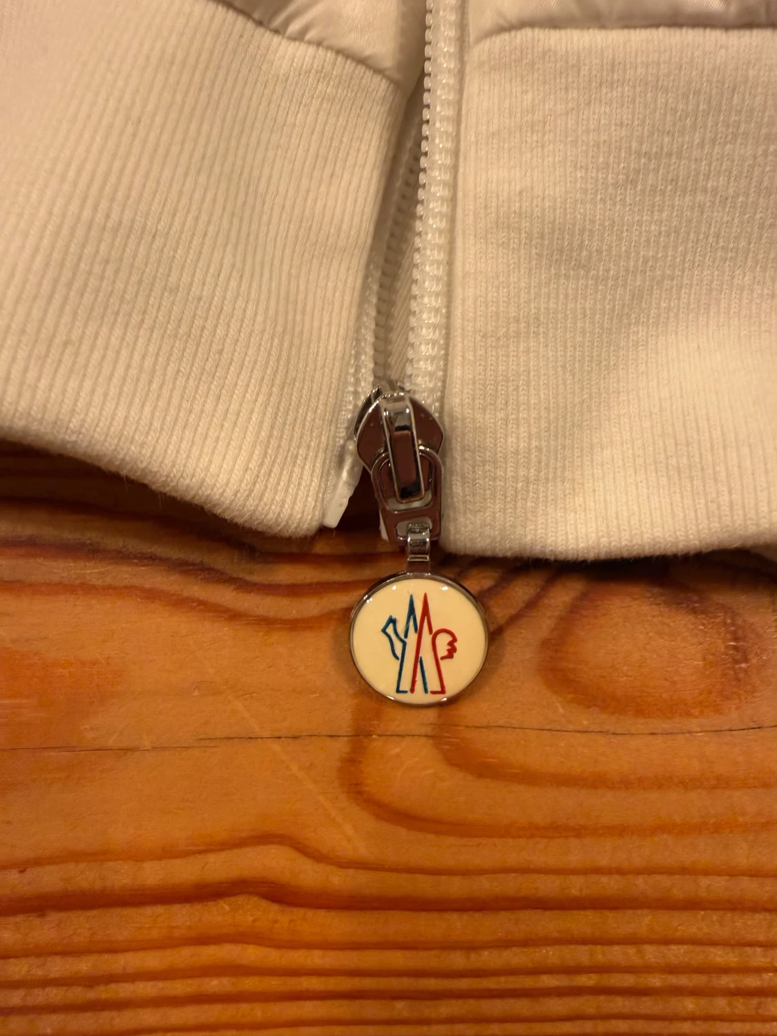 Vit Moncler Cardigan  - 3