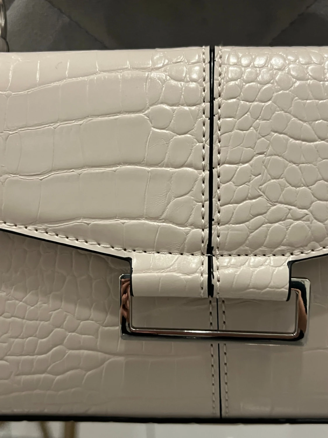 Off-white väska i skinn Primark - 5