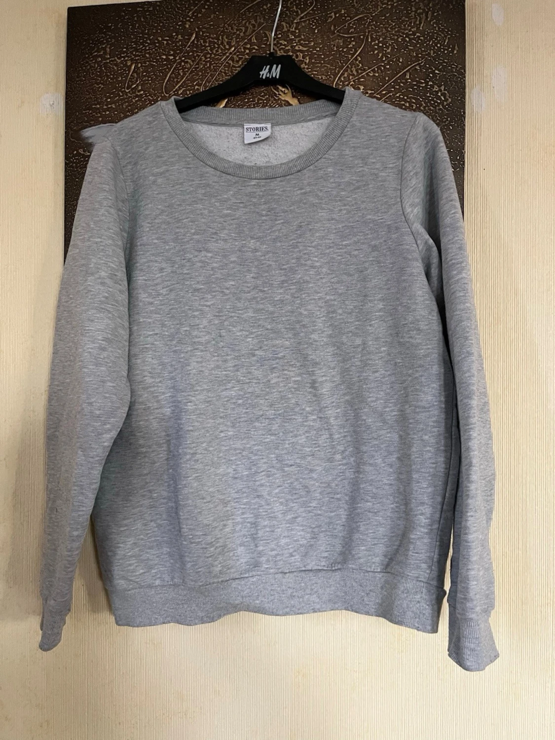 Grå sweatshirt från Stories M