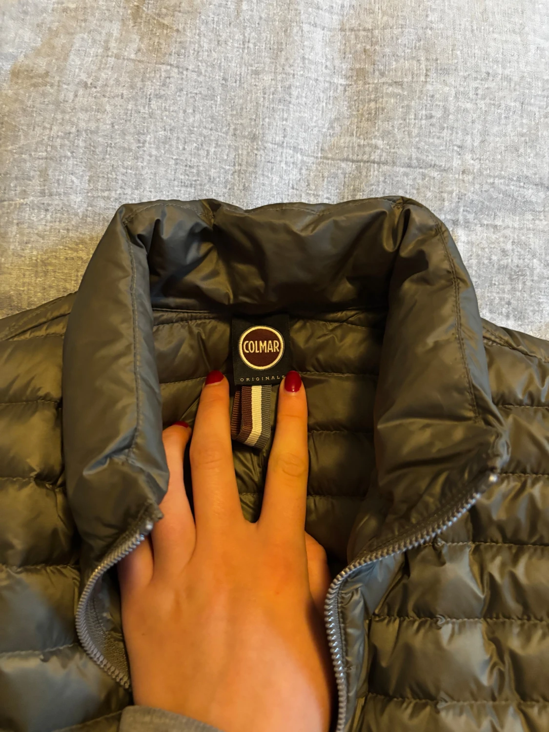 Mörkgrön dunväst från Colmar - 2