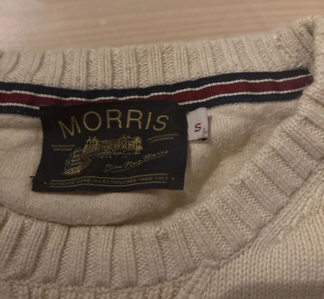 Beige stickad tröja Morris S - 1