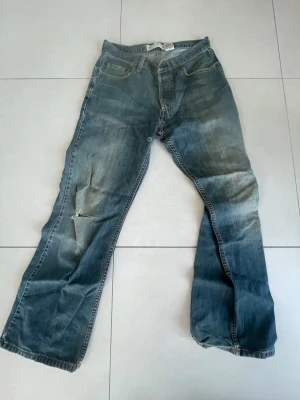 Levis jeans  - Ett par Levis jeans… size 32-34.