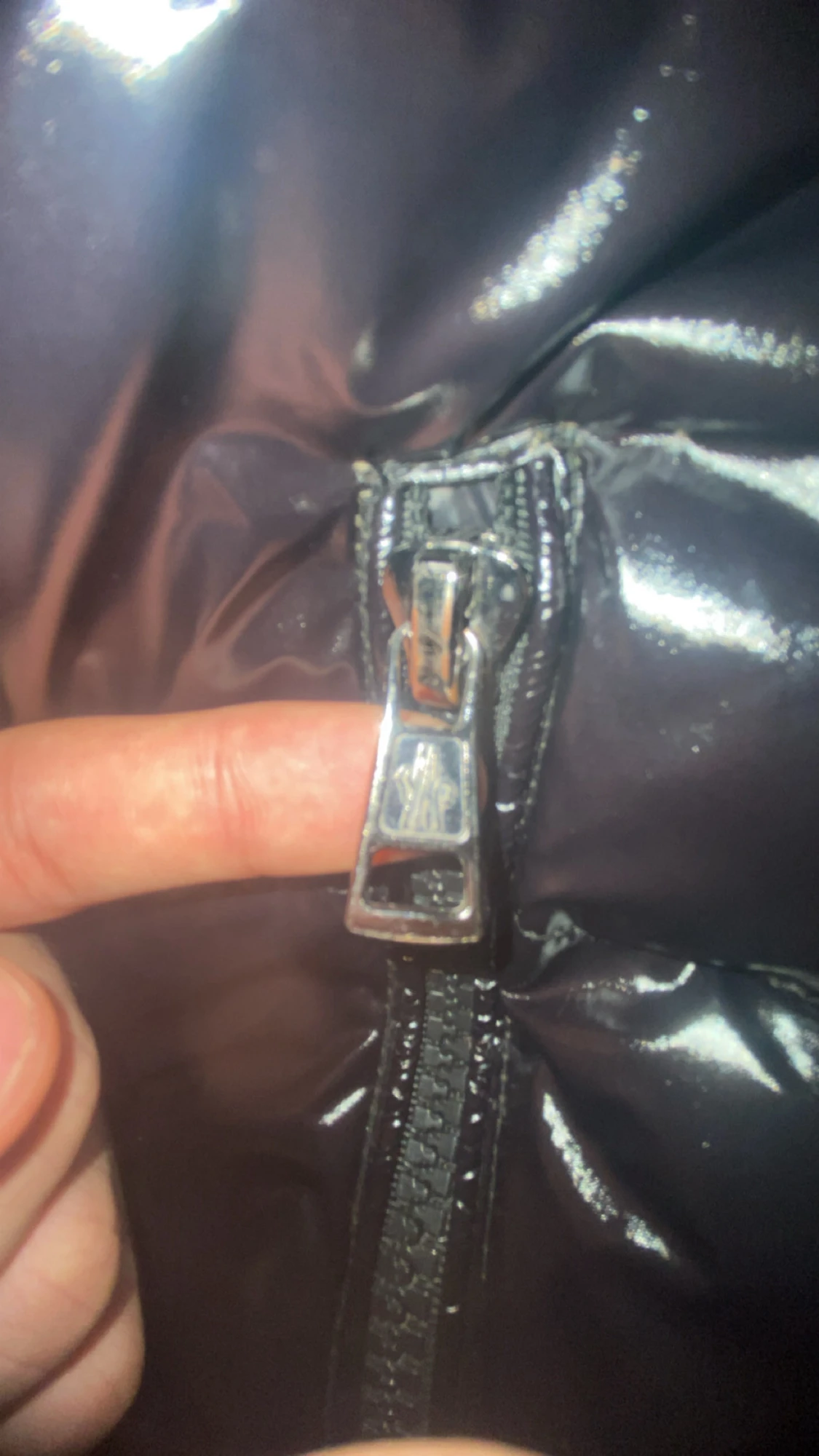 Svart dunväst från Moncler - 3