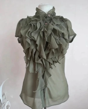 Söt volangblus Saint Tropez - Supersnygg  blus från Saint Tropez 🩷