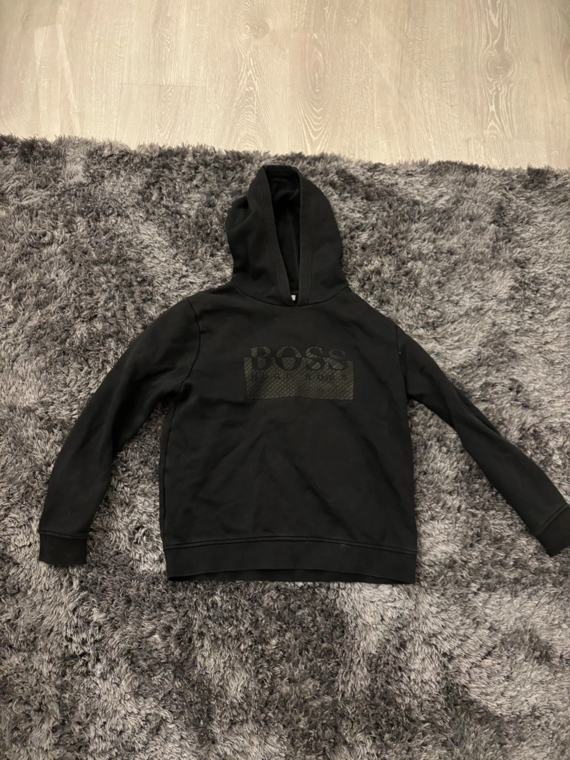 Svart hoodie från Hugo Boss XS
