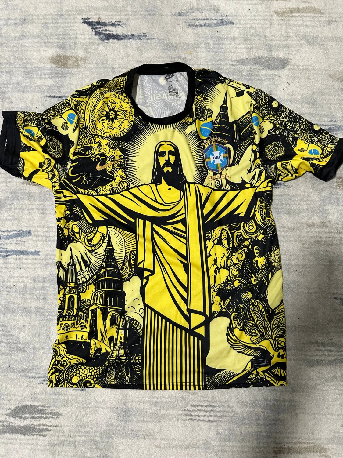Nike Brasil CBF gul grafisk t-shirt