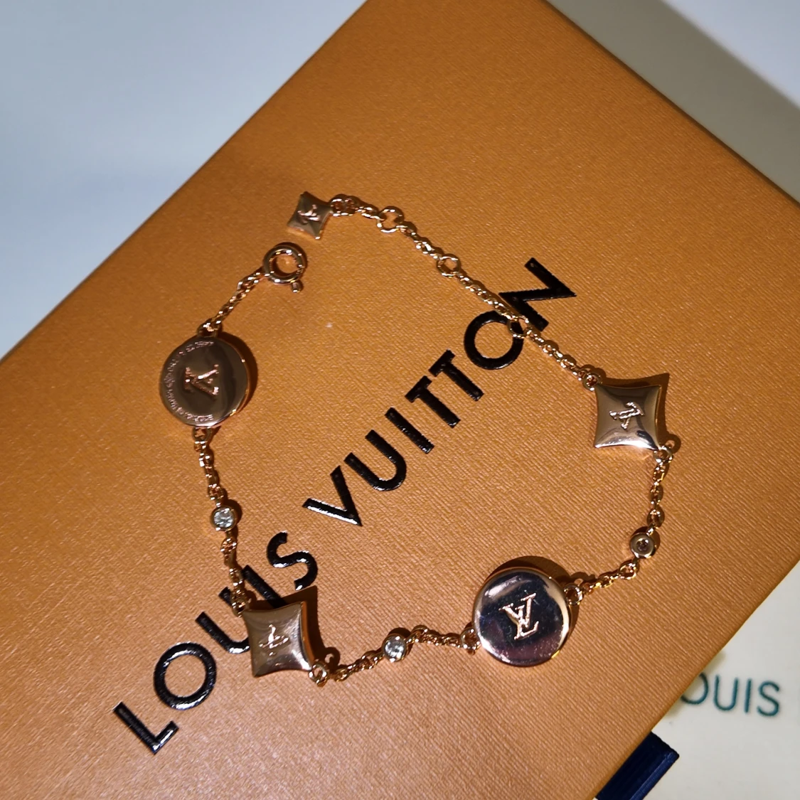 Louis Vuitton armband med blommor - 2