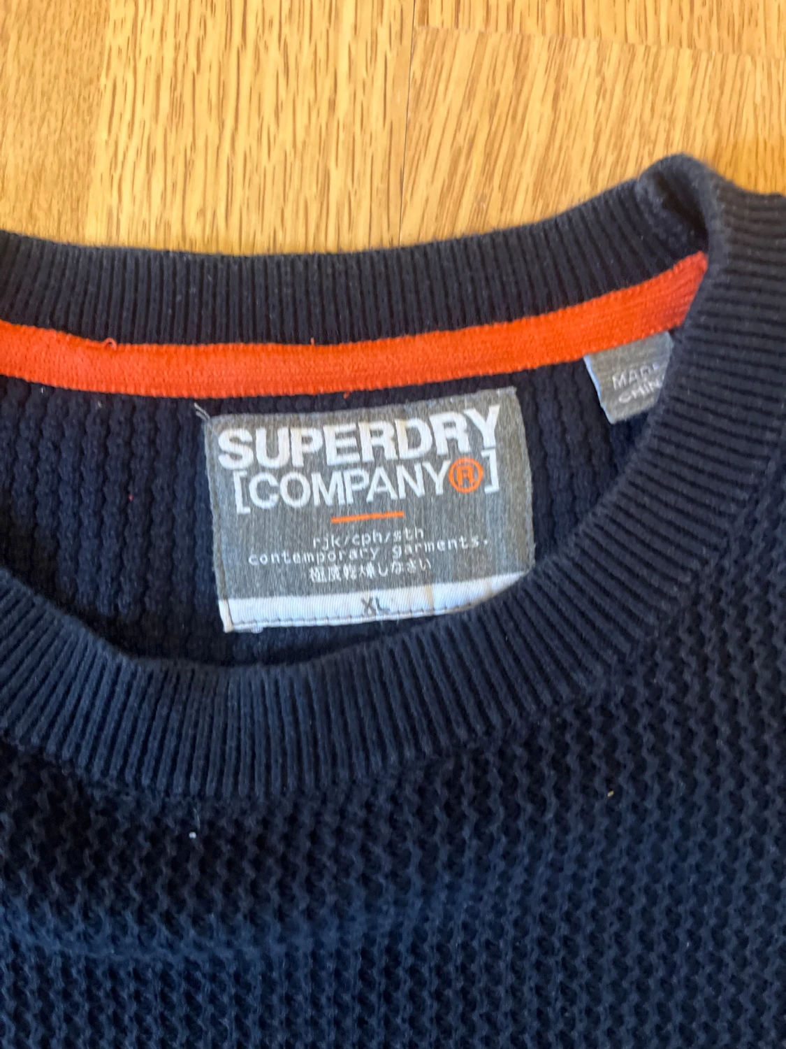 Mörkblå stickad tröja Superdry XL - 2