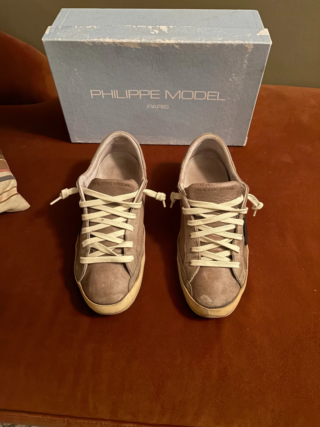 Beige Philippe Model sneakers i skinn