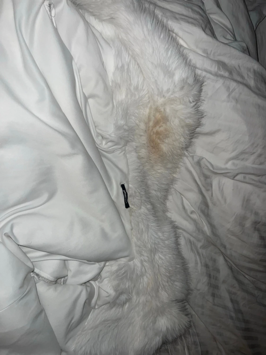 White Faux Fur Jacket – Gina Tricot | Size M - 4