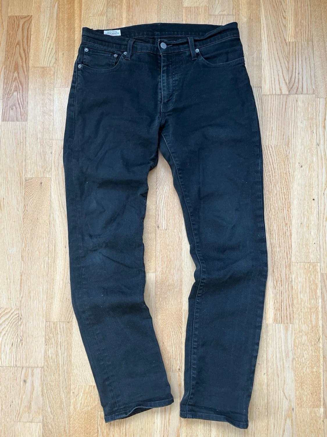 Levi's 511 svarta jeans W32 L32 - 2