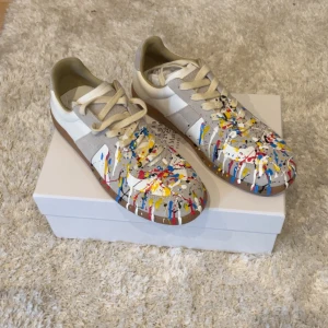 Maison margiela skor - Nya skor från MM, är storlek 43 men passar 42 bättre