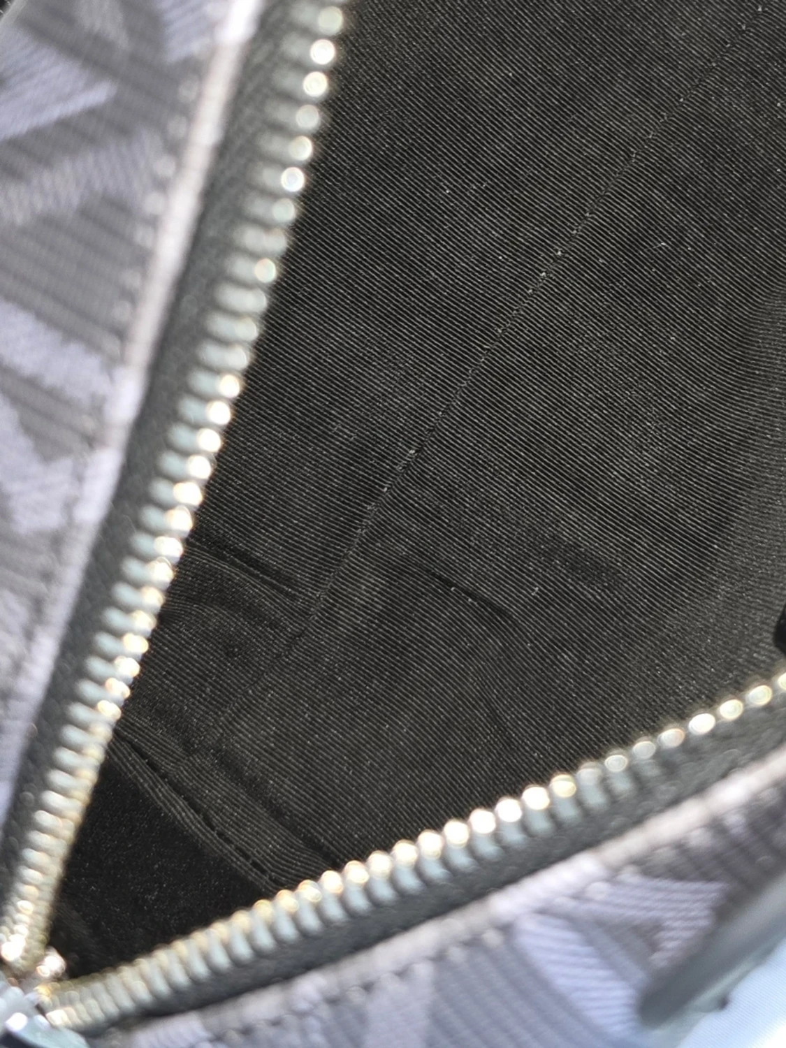 Grå axelväska från CD - 5