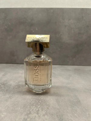 Hugo Boss Boss The Scent parfym - Använt en del av flaskan.