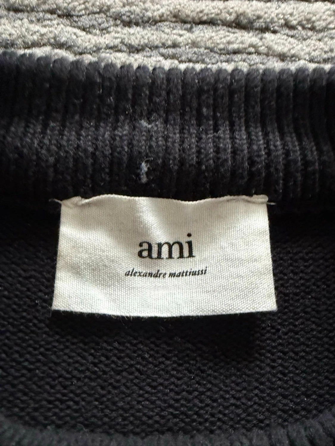 Svart stickad tröja från Ami Paris - 3