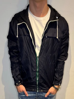 Ralph Lauren jacka  - Strl - L | Skick - 10/10 | Nypris - ca 3000kr | Vid minsta lilla fundering är det bara att skriva!