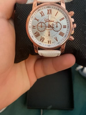 Ny Geneva klocka dam - Geneva