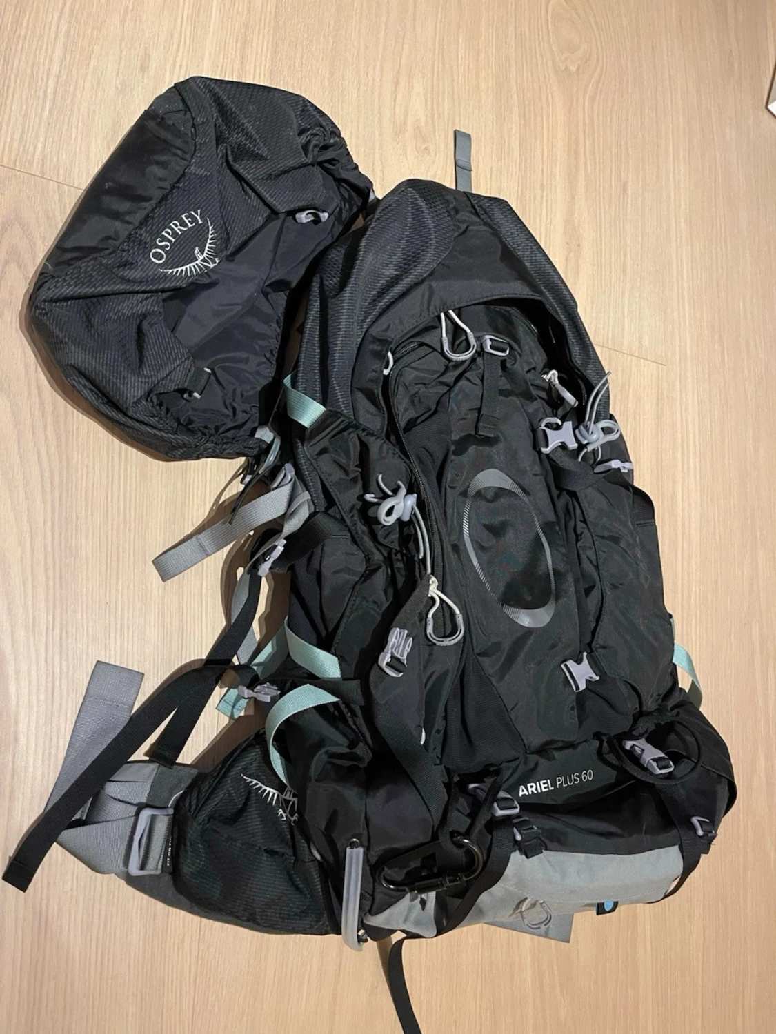 Osprey Ariel Plus 60L ryggsäck svart - 2