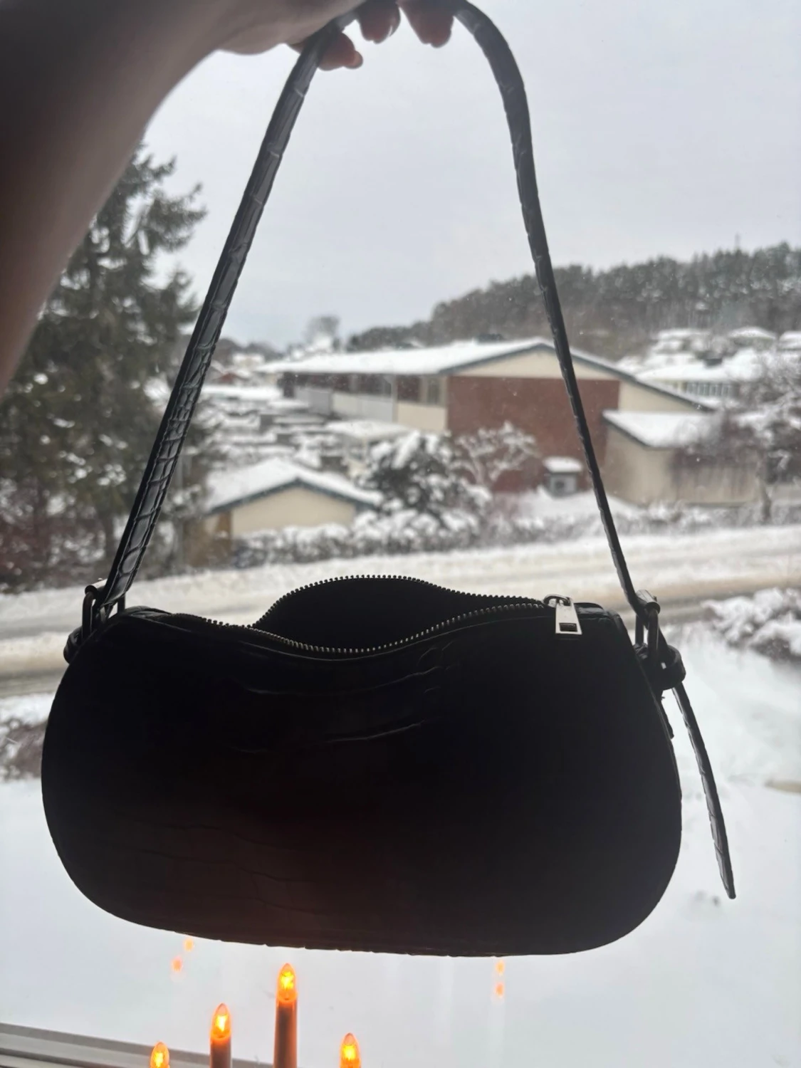 Svart axelväska från NLY Accessories - 3