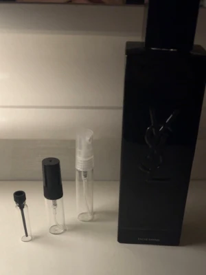 Ysl myslf EDP samples - Säljer samples på Ysl Myslf EDP, 1ml 25kr 3ml 60kr 5ml85kr