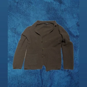 Stickad kofta/kavaj - Snygg stickad kofta/ stickad kavaj från Jack & Jones i toppen skick, Storlek S!