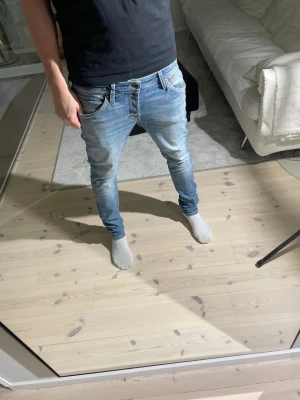 Jack and Jones jeans - Jack and Jones jeans | Storlek 30/32 | Mycket bra skick | billigare pris vid köpa av flera jeans på min profil‼️| Skriv till mig vid frågor📩
