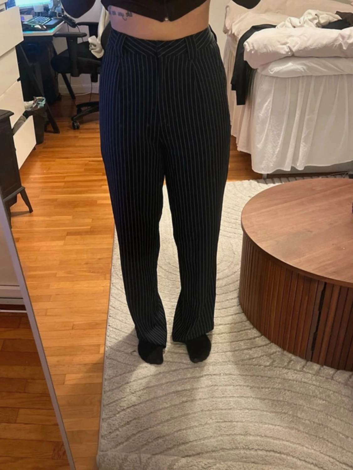 Mörkblå randiga kostymbyxor - 1