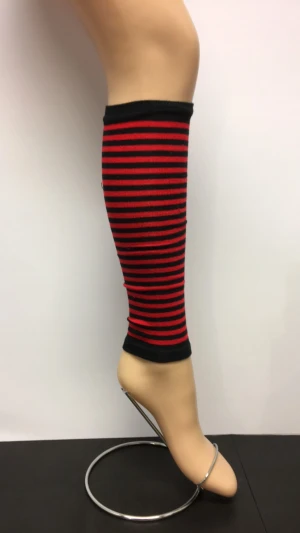 Tunna benvärmare i onesize fr Pamela inn. - Helt nya tunna benvärmare från Pamela inn. 75% bomull. Storlek onesize.