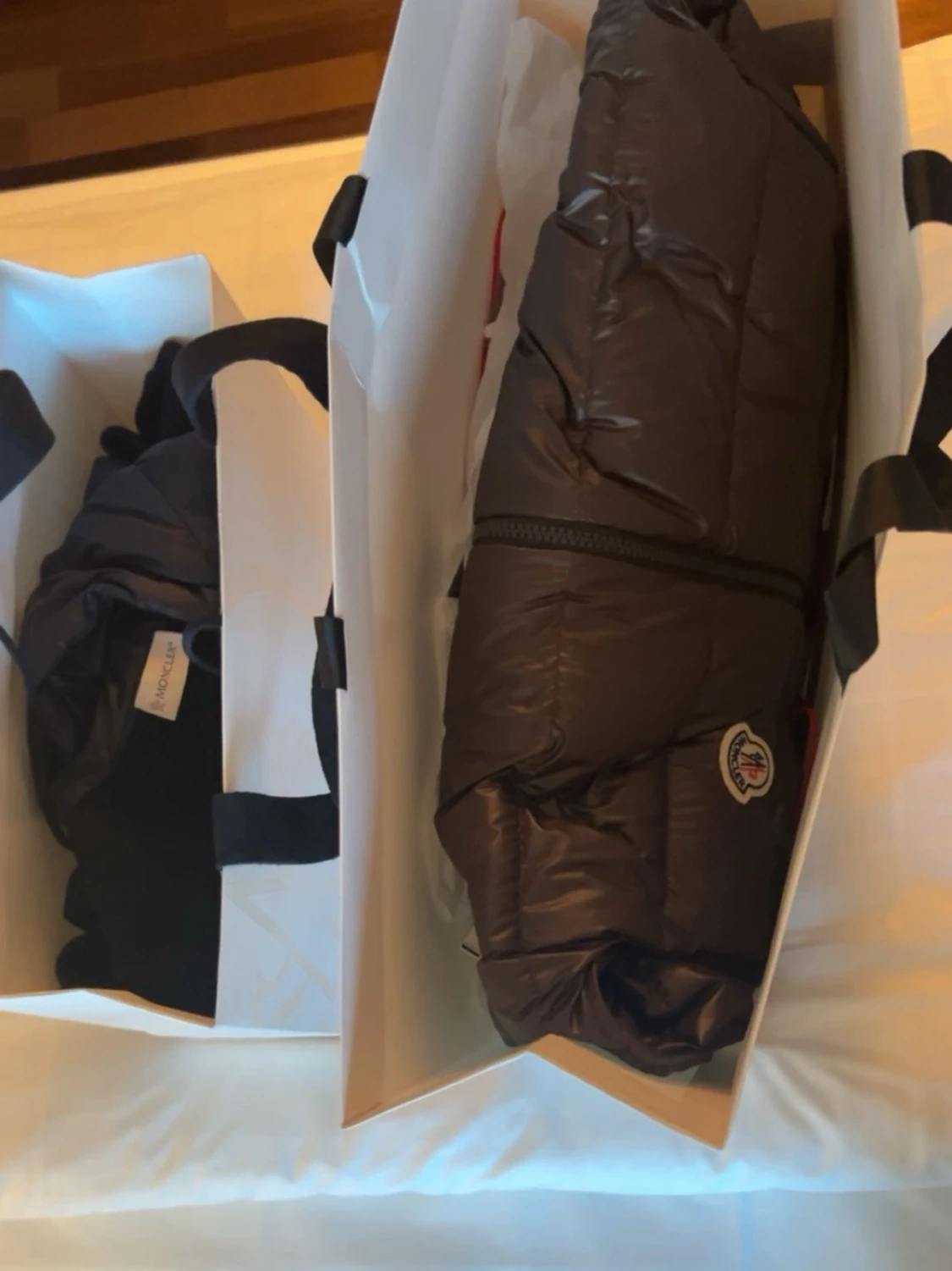 Brun dunväst från Moncler - 1