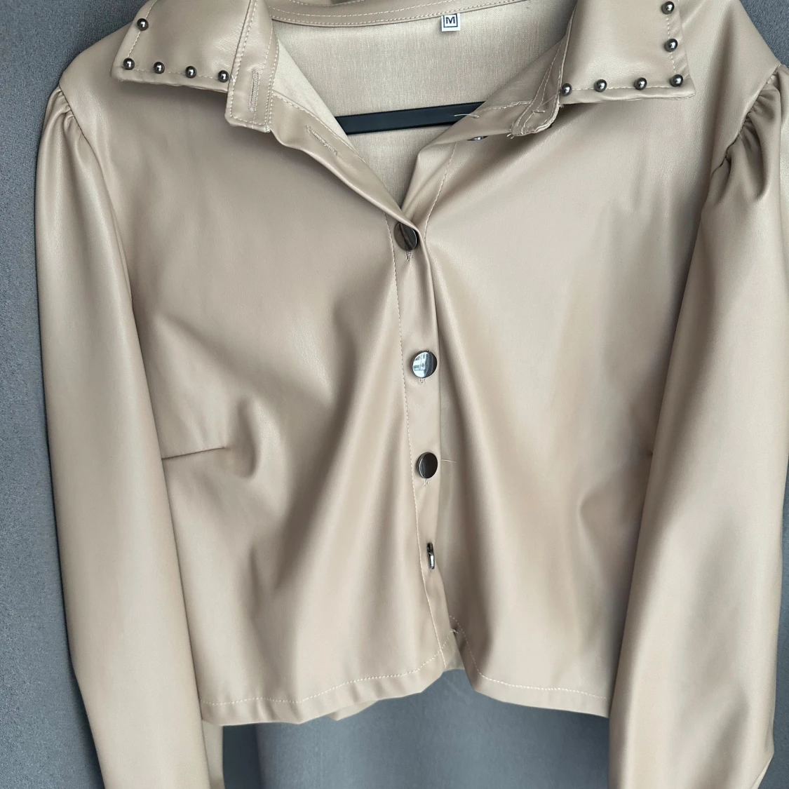 Beige skinnjacka med fransar från H&M - 4