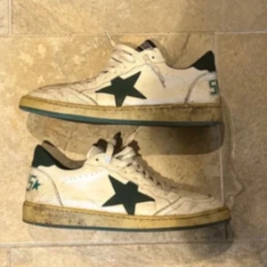 Golden goose ballstar - Säljer nu dessa gröna ballstars, dom är i gott skick och har inga stora defekter. Skriv gärna ifall du funderar på något!