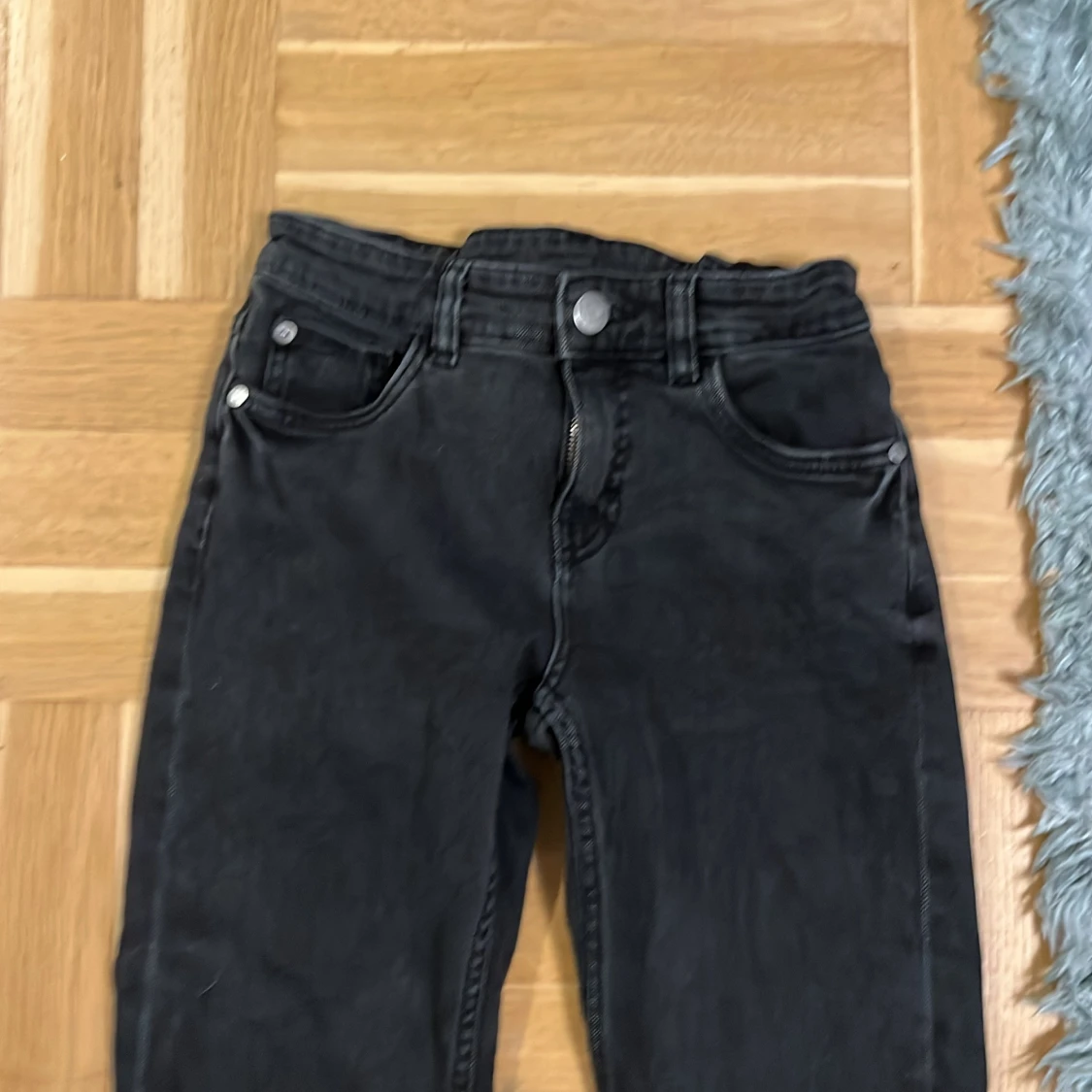 Svarta jeans från Kappahl, stl 146 - 4