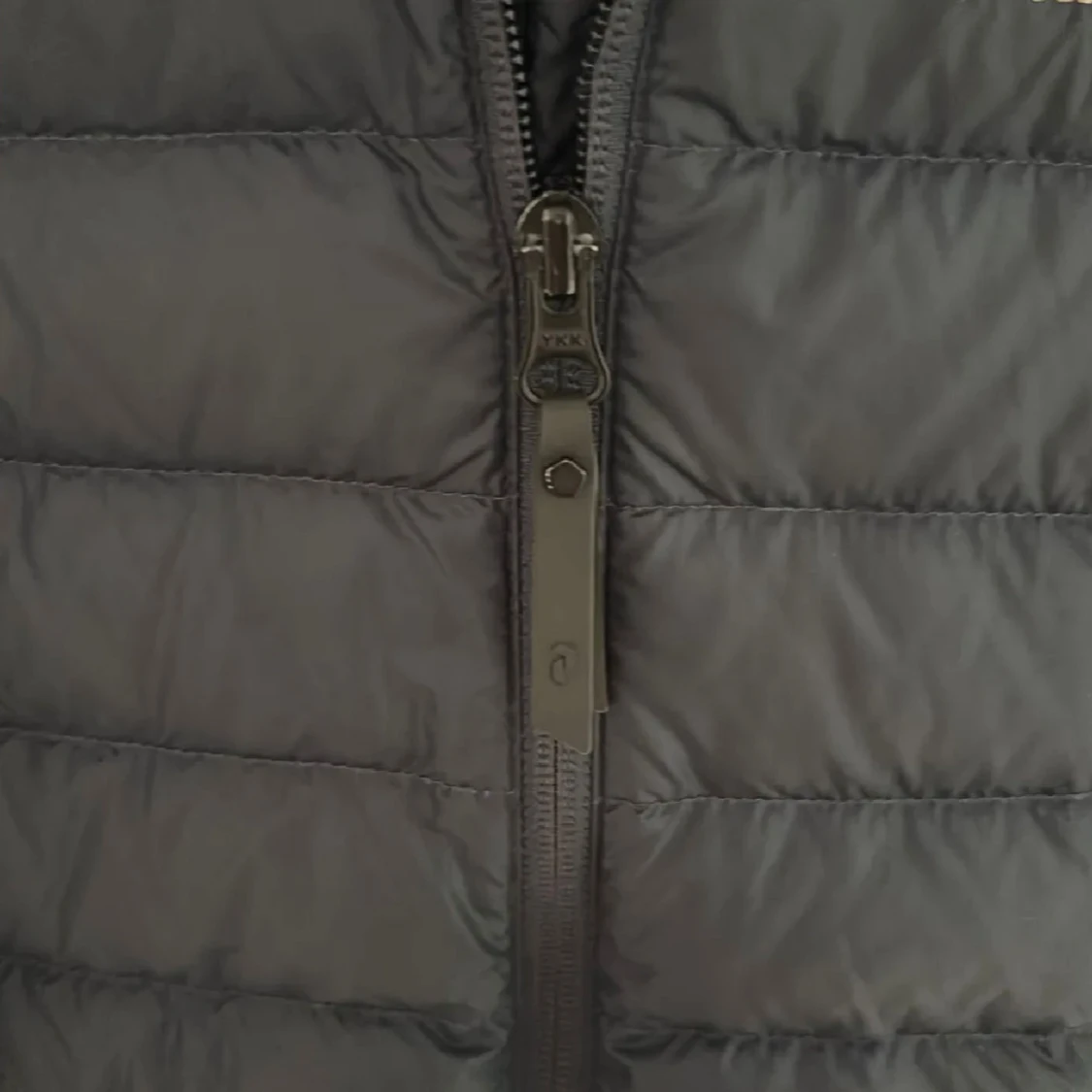 Mörkblå pufferjacka Peak Performance M - 3