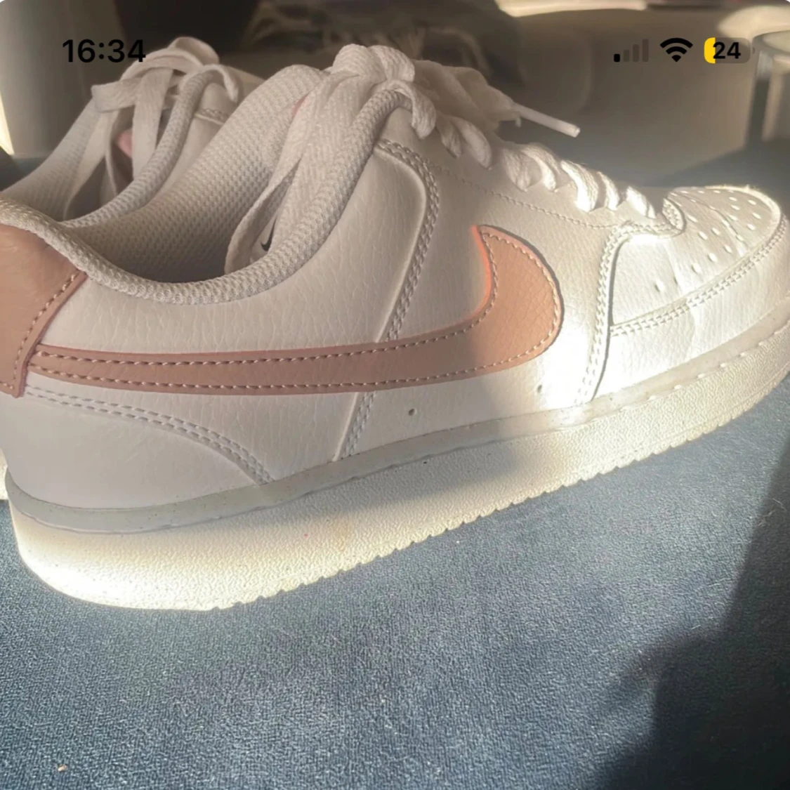 Nike /rosa sneakers