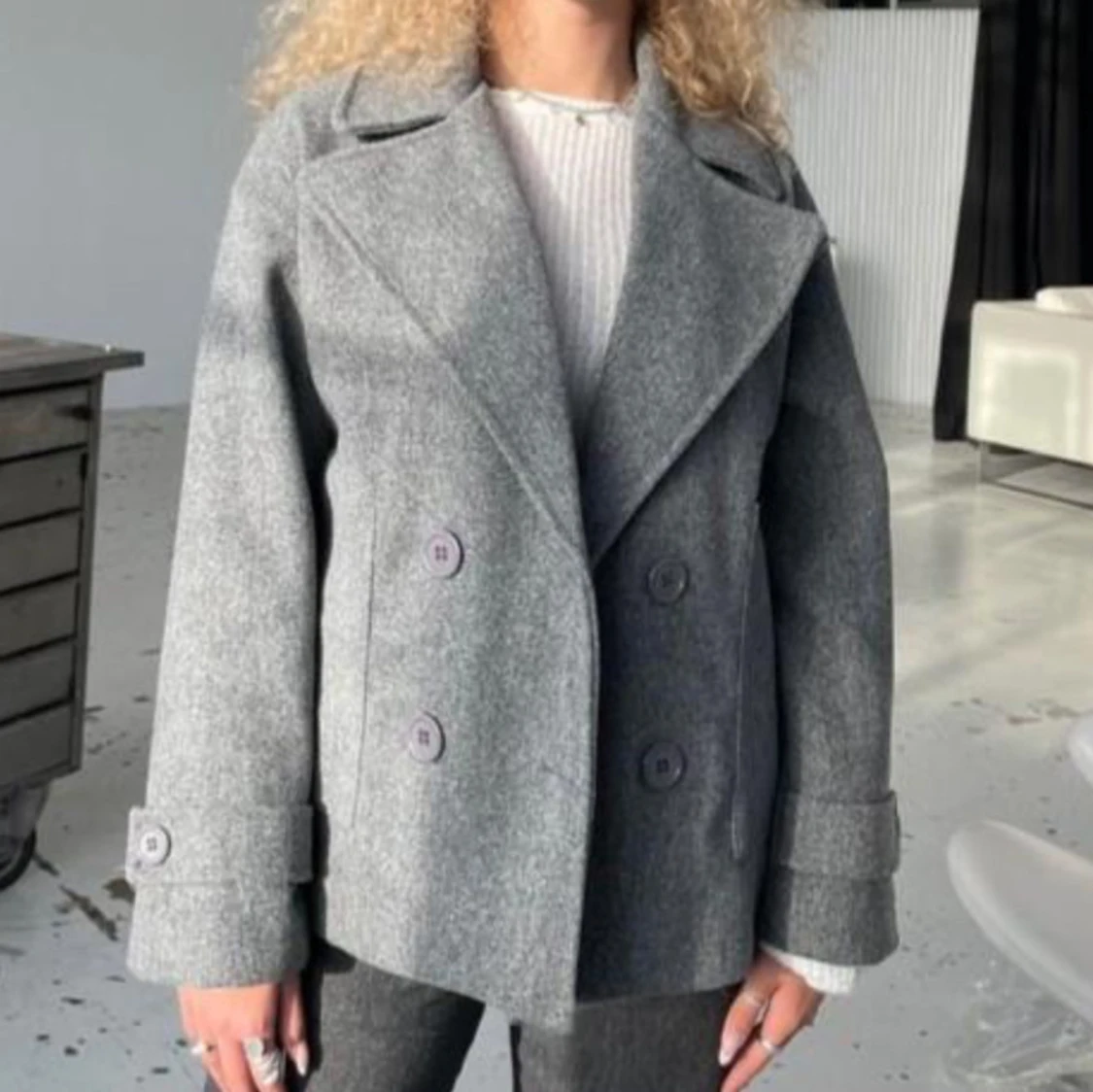 Grå skepparkavaj kappa design by si