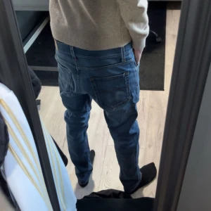 Tiger of sweden jeans - Fina jeans i gott skick, modellen är 178 och väger 55kg. För mer info eller bilder är det bara att skriva🙌