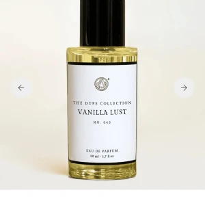 Vanilla Lust CURIOSA - En parfym med tydliga inslag av vanilj, mandel. Perfekt för dig som vill ha en söt och krämig doft .  Lämnar alltid ett doftspår av glass 🍨 Volym: 50 ml. Dupé av Tom Ford Vanilla S_x